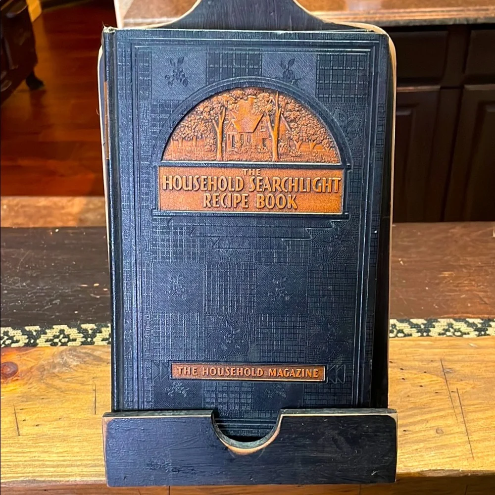 The Household Searchlight Recipe Book Embossed Hardcover 1939 Edition